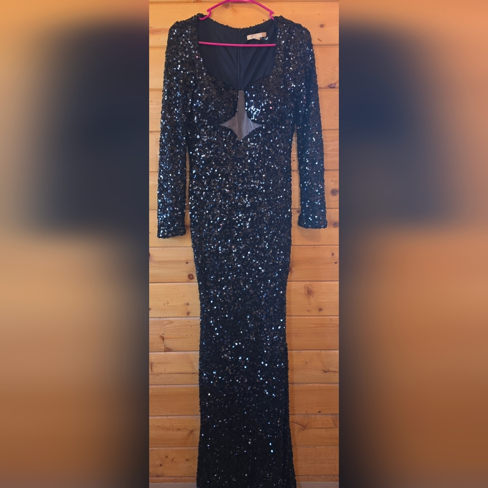 Ricarica Black Sequin Long Sleeve Evening Gown